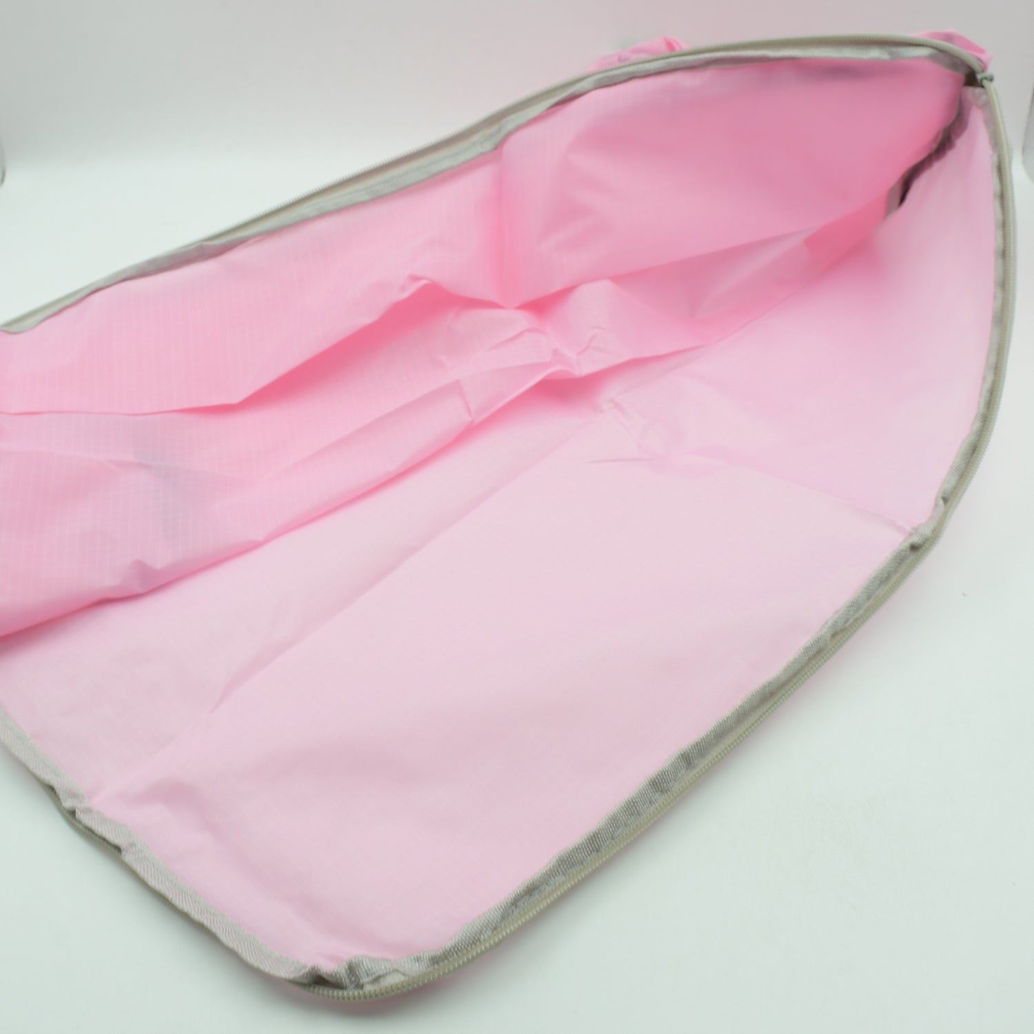 4313 Storage Bag with Zipper and Space Saver Comforter bag, Quilt, Bedding, Clothes, Blanket Storage Organizer Bag with Carry Handles for Closet Waterproof Fabric Garment Bag 4313 Storage Bag with Zipper and Space Saver Comforter bag, Quilt, Bedding, Clothes, Blanket Storage Organizer Bag with Carry Handles for Closet Waterproof Fabric Garment Bag